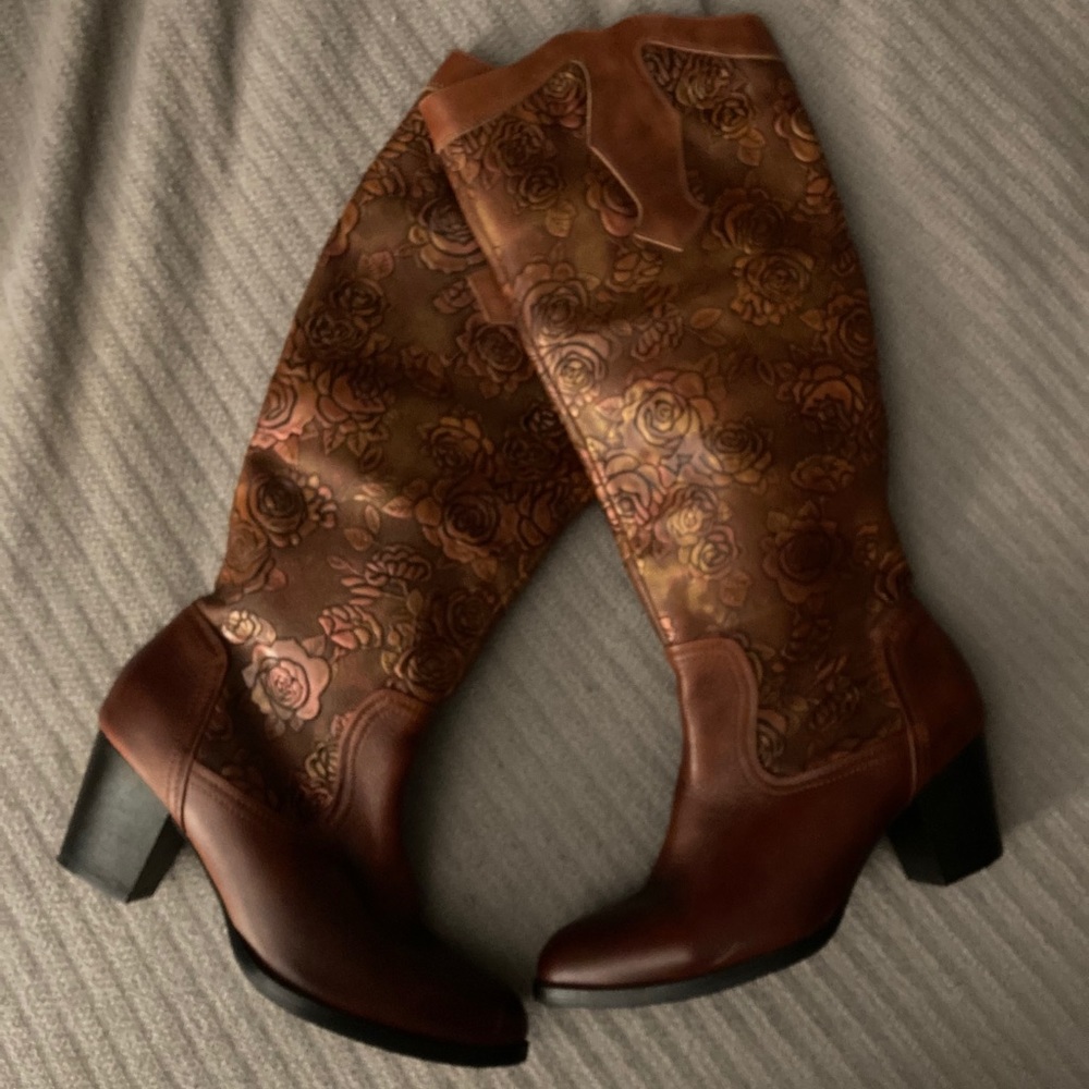 Spring step boots